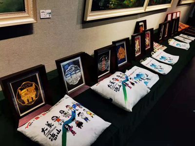 展現(xiàn)扶貧風(fēng)采！大美涼山扶貧采風(fēng)成果展在桂城美術(shù)館免費(fèi)展出